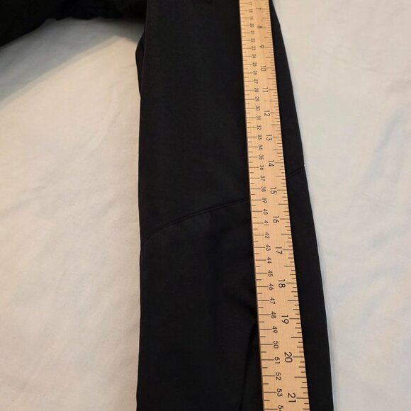 Beautiful slightly used Izod women's black ski jacket with teal accent. Size L. - Picture 11 of 12